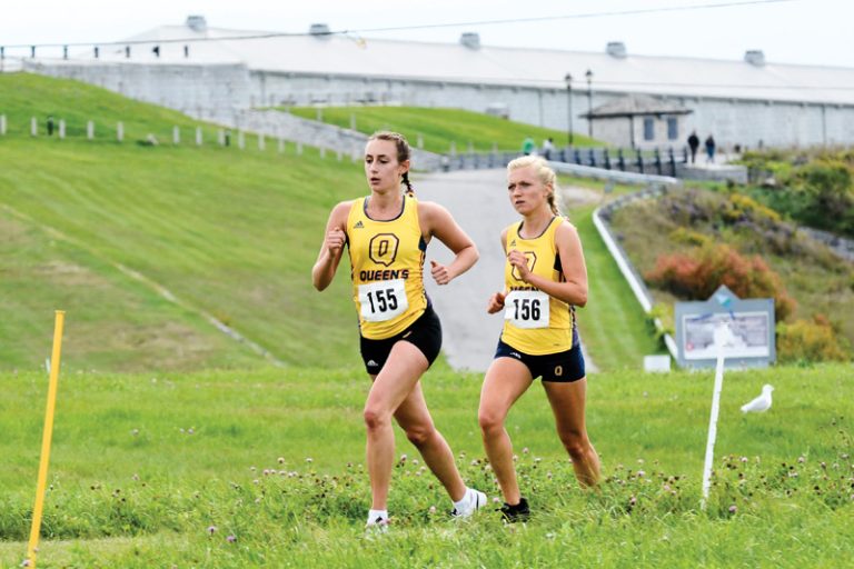 The women's cross country team finished sixth at the Western Invitational in London on Saturday.