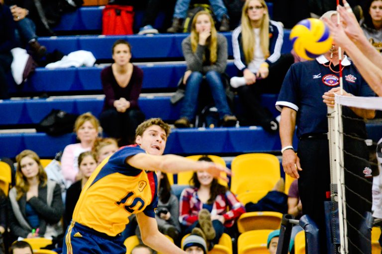 Aaron Nusbaum and the men's volleyball team lost to McMaster and narrowly beat York on the road this weekend.