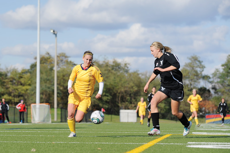 Captain Kelli Chamberlain left Sunday's game with a knee injury. Head coach Dave McDowell said it's uncertain whether she'll play next weekend.