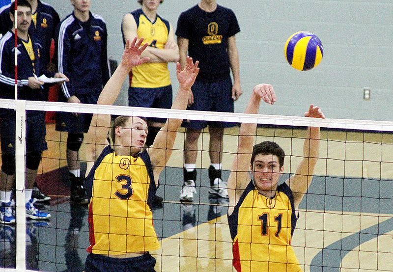 Setter Matt Bonshor (3) recorded 29 assists last Friday against RMC