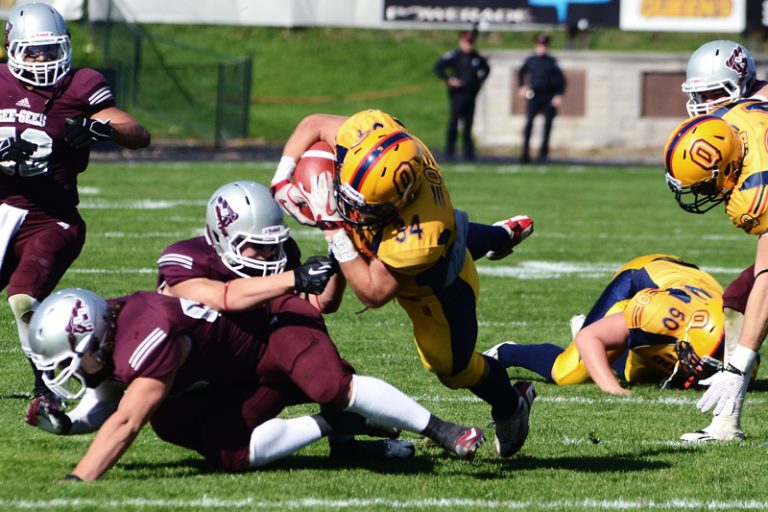Queen’s sits in second place in the OUA after topping Ottawa