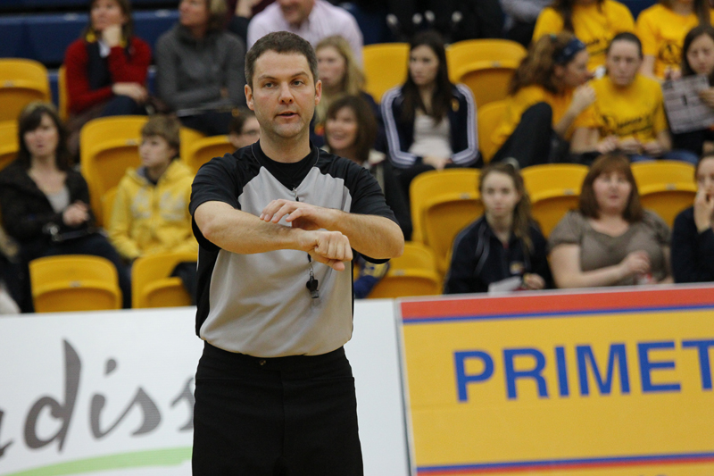 Justin Walsh served as the crew chief in last Saturday’s women’s basketball game between the Queen’s Gaels and the Laurentian Lady Vees.