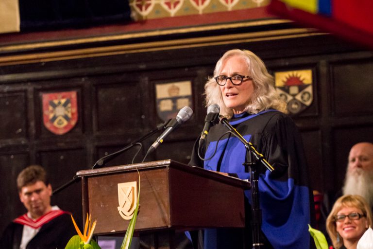 Glenn Close accepts a Doctor of Laws honorary degree from Queen’s.