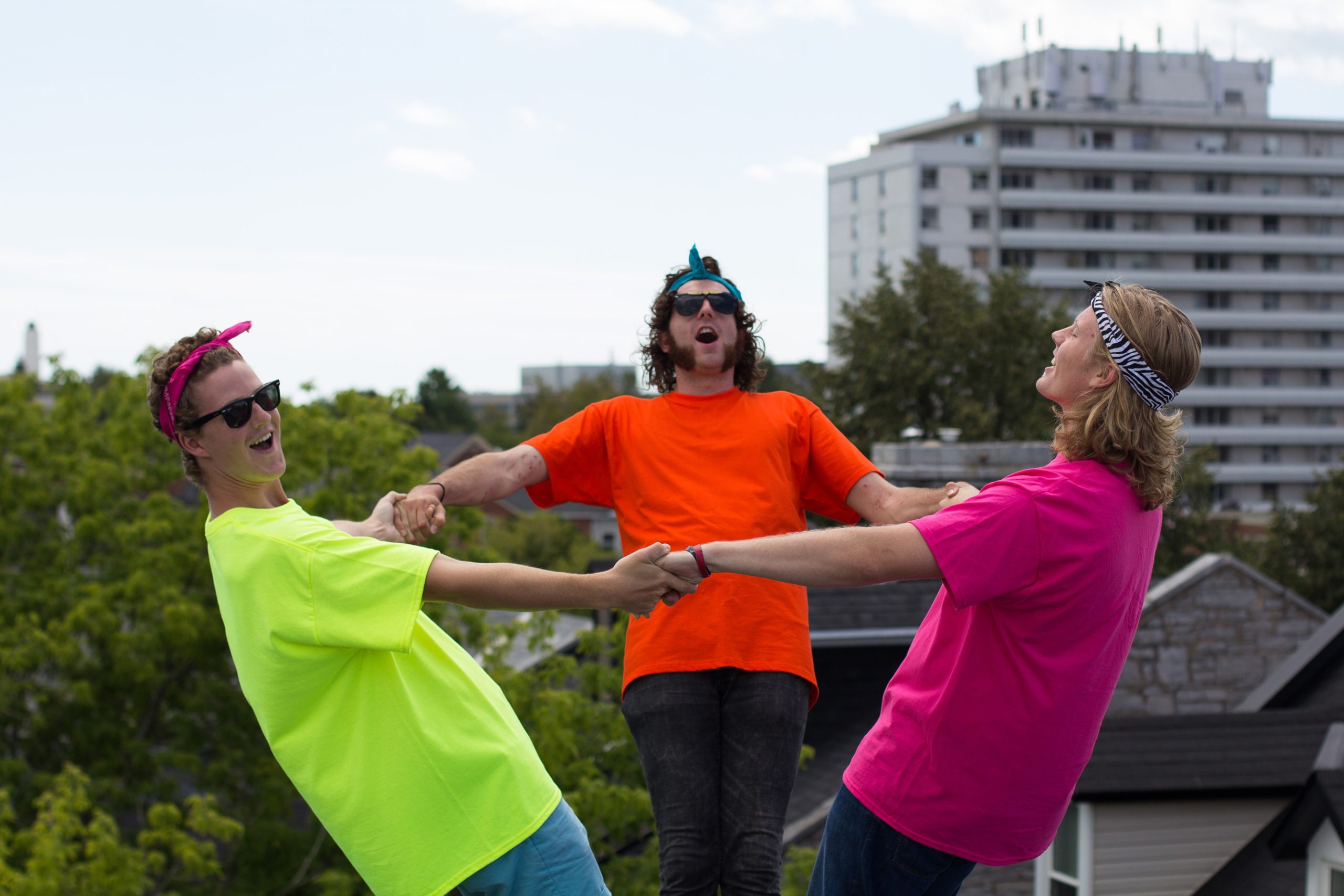 While the lead guitarist and vocalist of Sweet Jets is traveling