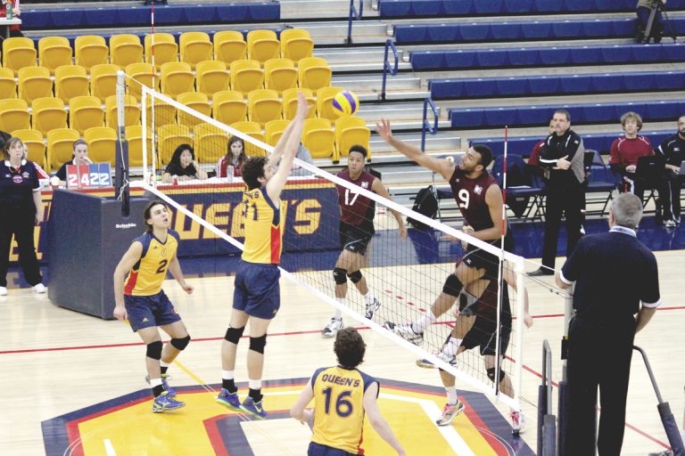 Head coach Brenda Willis praised the play of Queen’s middle blockers against McMaster.