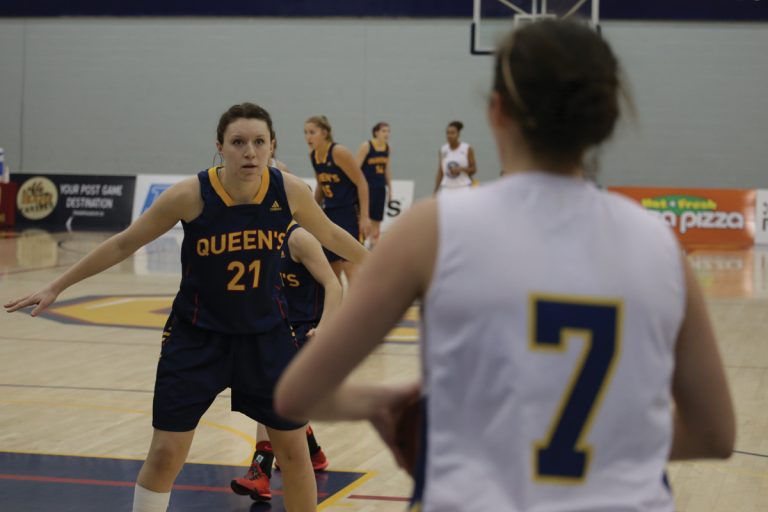 Jenny Wright led all Gaels with 15 points in a 90-34 thumping of the Nipissing Lakers on Friday.