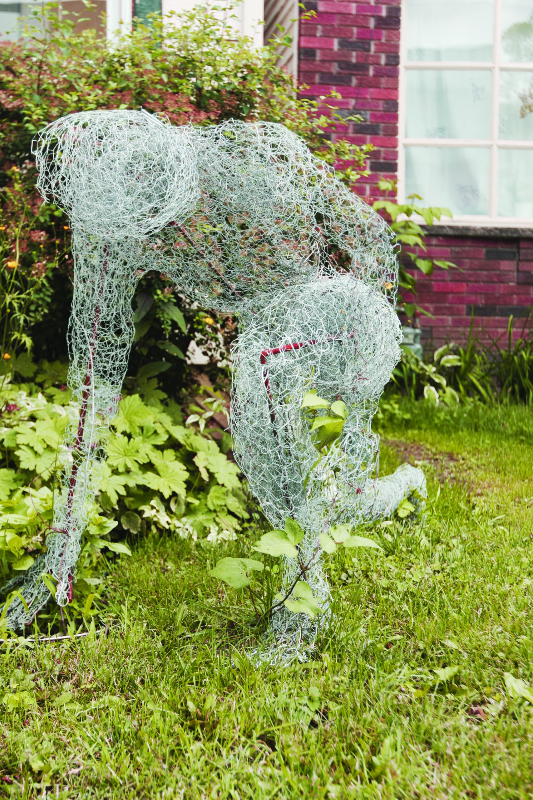 Katie Strang’s Settle uses chicken wire to create three athletes. They represent the struggle students feel when finding their place in the world after finishing school.