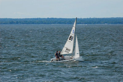 The Gaels traveled to Cornell University to compete in the North Spring Qualifier. The team placed third.