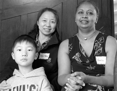 Various awards were handed out at the 2005 Ban Righ Centre Spring Award Ceremony. Han Han