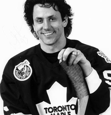 Doug Gilmour poses during the 1993 conference finals.