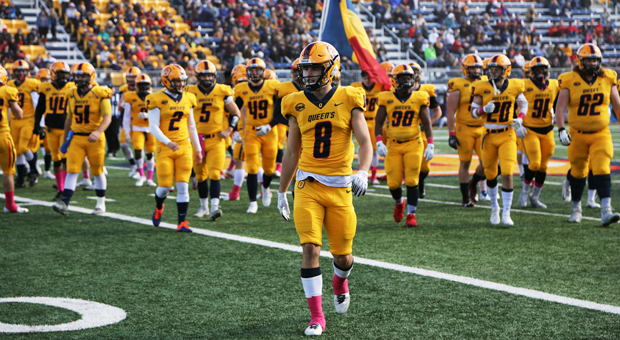 UOttawa dashed Queen’s hopes of making the playoffs on Homecoming.
