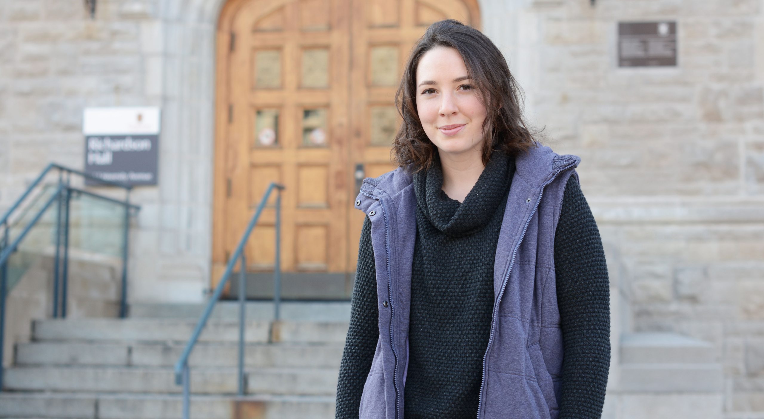 Courtenay Jacklin asks Queen’s to act on its pledge to “walk the talk” on fossil fuels.