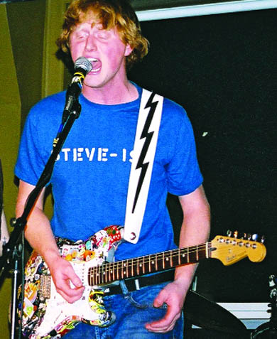 The Radical Dudez’s Adam Bell gives it his all.