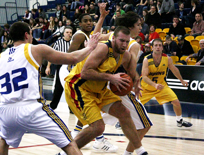 Queen’s forward Mitch Leger