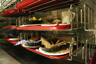 Edible food waste in Leonard Dining Hall’s tray returns