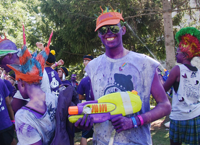 Queen’s engineering students engage in one of the many rituals associated with Frosh Week.