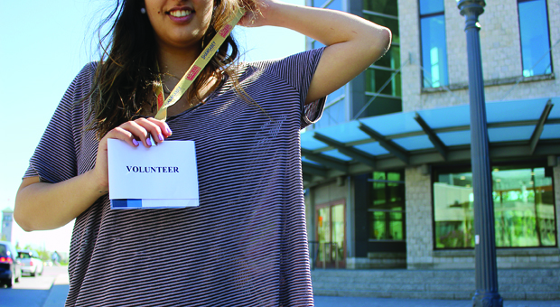 Amanda Hanemaayer discusses the importance of volunteering to gain academic perspective.
