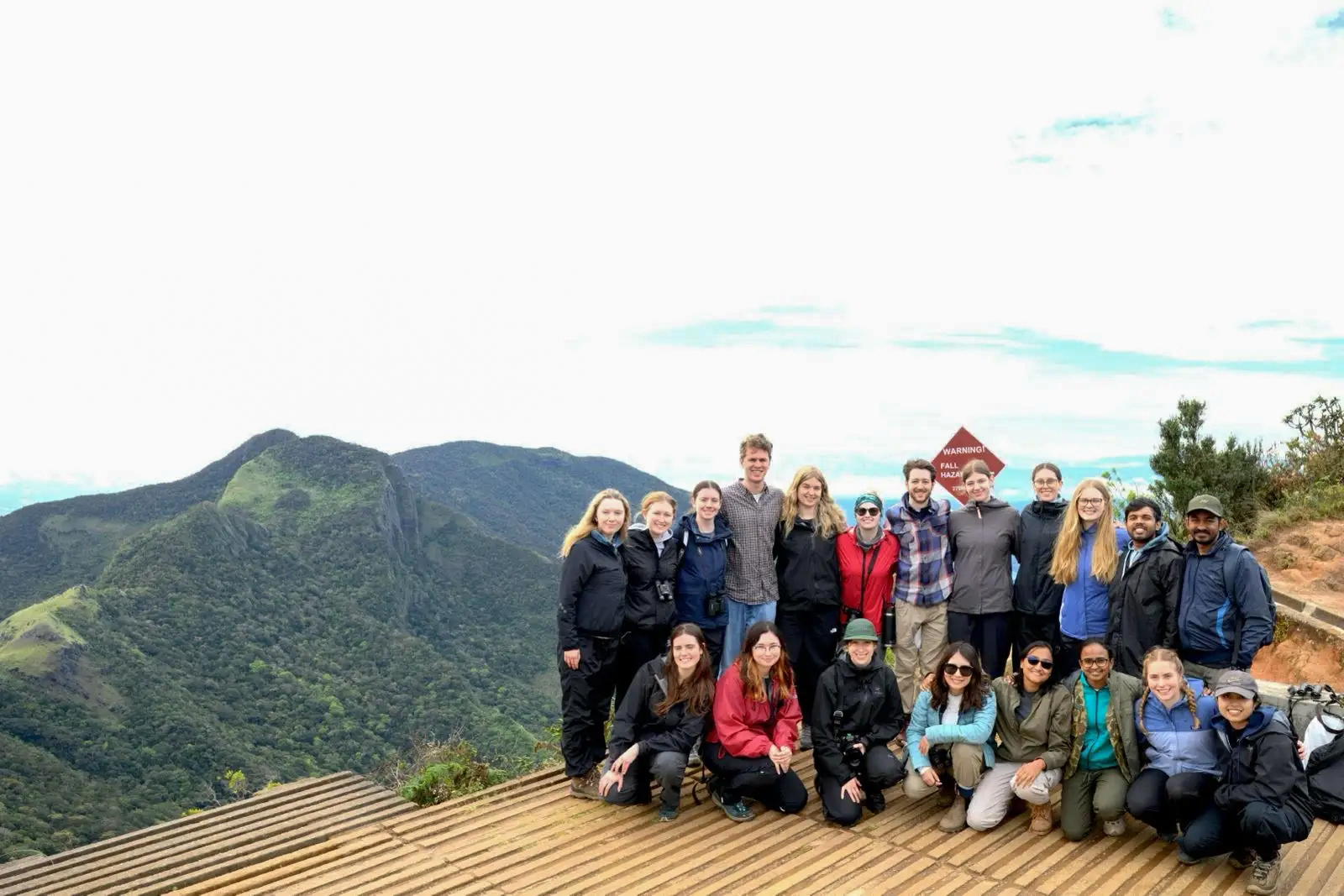 16 students and one Professor stranded in Qatar return home safely, Queen’s says